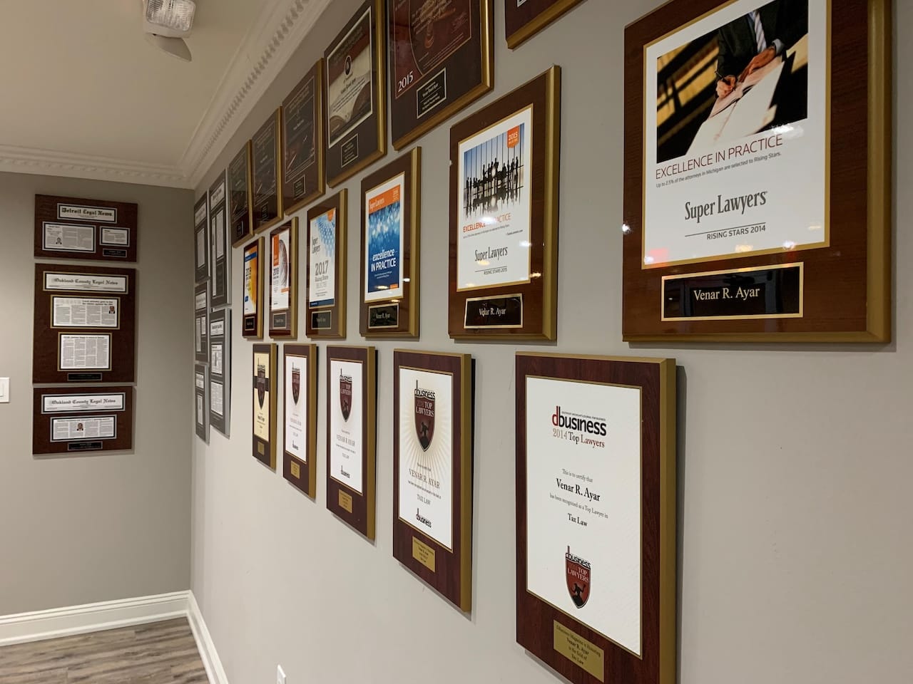 Awards given to Ayar Law, a Michigan tax debt relief lawyer.